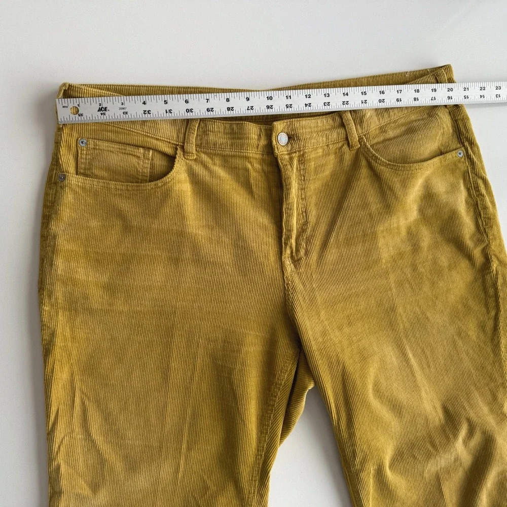 Anthropologie Pilcro The Yaya Midrise Cotton‎ Blend Corduroy Gold Crop Pants 18W - Picture 9 of 12